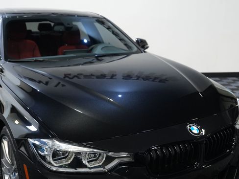Used 2017 BMW 340i Sedan RWD image 12