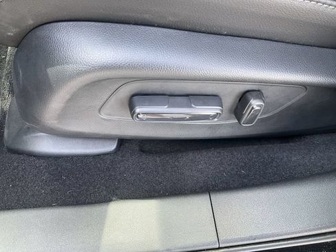 Used 2025 Honda HR-V EX-L image 20
