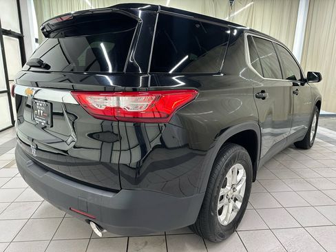 Used 2019 Chevrolet Traverse LS image 5