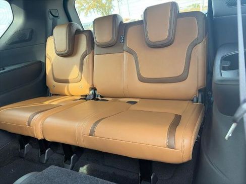 Certified 2025 Nissan Armada SL w/ Captain's Chari Seat Package AWD/4WD image 20