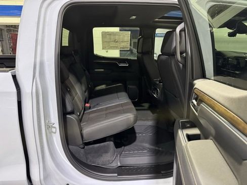 New 2026 Chevrolet Silverado 1500 High Country w/ High Country Premium Package image 14