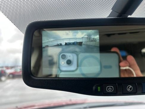 Used 2010 Chevrolet Traverse LTZ image 21