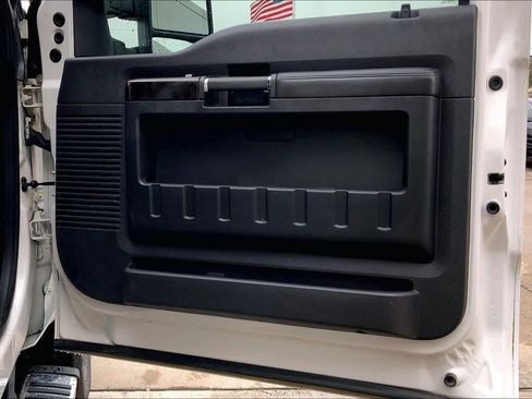 Used 2015 Ford F250 Platinum w/ FX4 Off-Road Package image 22