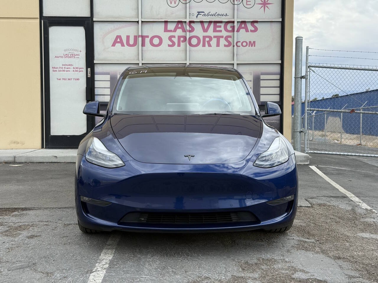 Used 2022 Tesla Model Y Performance AWD/4WD image 3