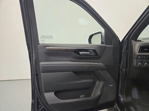 Used 2025 Chevrolet Tahoe Premier image 26