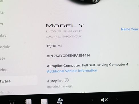 Used 2023 Tesla Model Y Long Range image 51