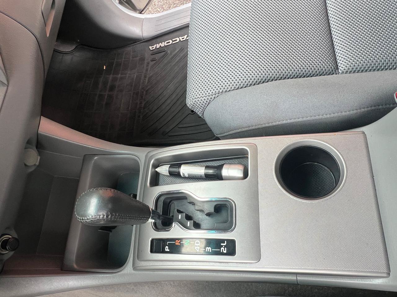Used 2008 Toyota Tacoma 4x4 Access Cab V6 image 21