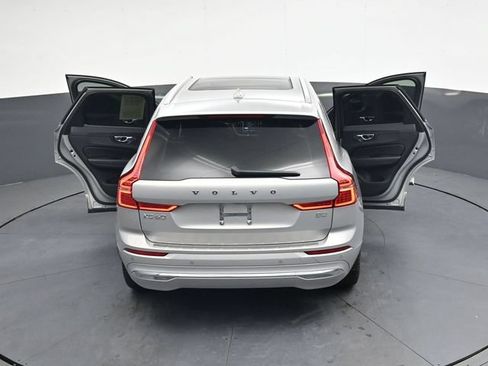 Used 2022 Volvo XC60 B5 Inscription w/ Protection Package Premier FWD image 39