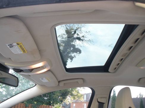 Used 2015 Volvo S60 T5 Premier image 23