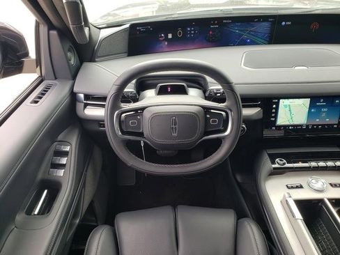 New 2025 Lincoln Navigator L Reserve w/ Jet Appearance Package image 16