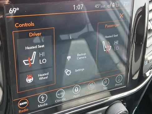 Used 2019 Jeep Grand Cherokee Limited image 24