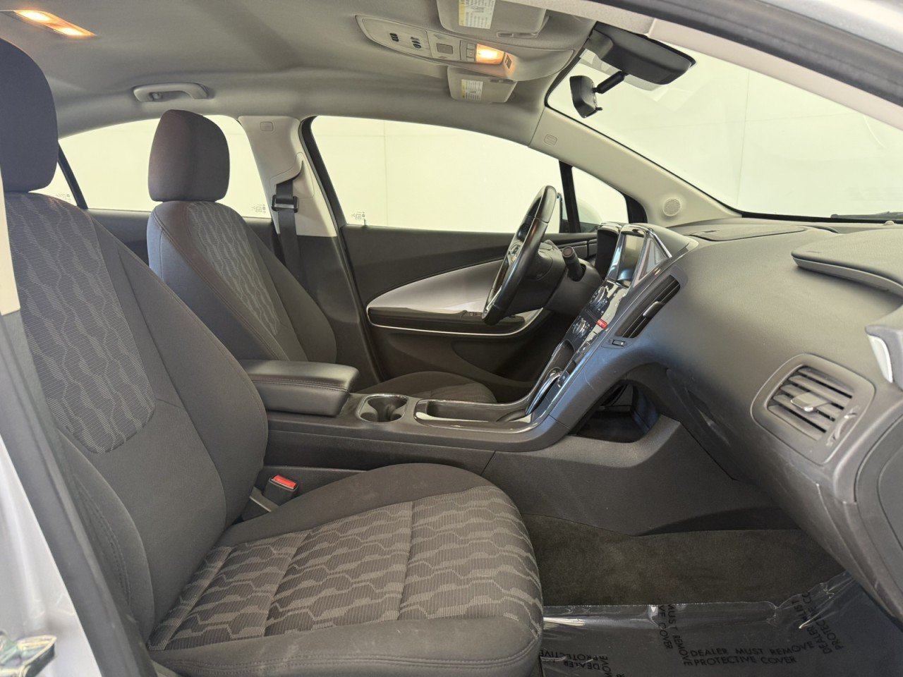 Used 2015 Chevrolet Volt FWD image 10