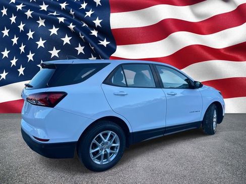 Used 2024 Chevrolet Equinox LS w/ Driver Confidence II Package image 9