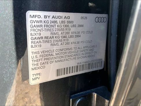 Used 2025 Audi Q5 Premium w/ Convenience Package AWD/4WD image 34