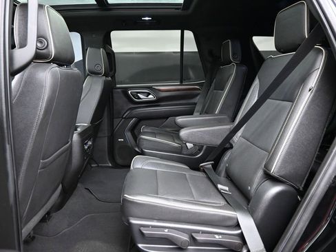 Used 2022 Chevrolet Tahoe Premier AWD/4WD image 29