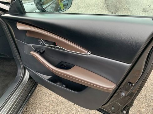 Used 2023 MAZDA CX-30 AWD 2.5 S w/ Premium Package image 14