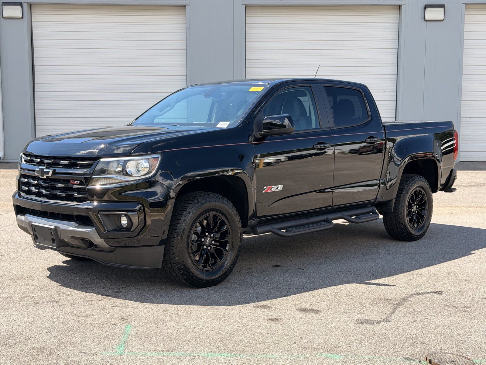 Used 2021 Chevrolet Colorado Z71 w/ Z71 Midnight Edition AWD/4WD image 7