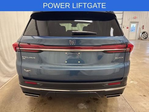 Used 2025 Buick Enclave Preferred image 5