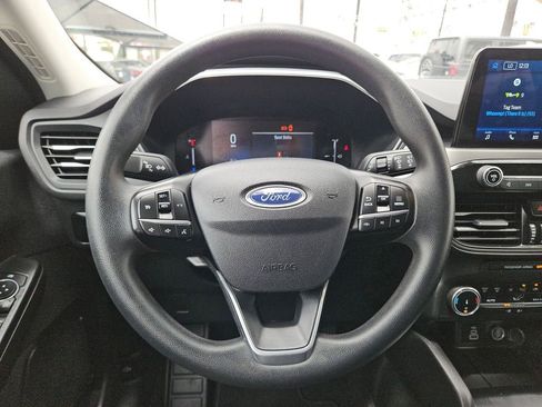 Used 2025 Ford Escape Active AWD/4WD image 23