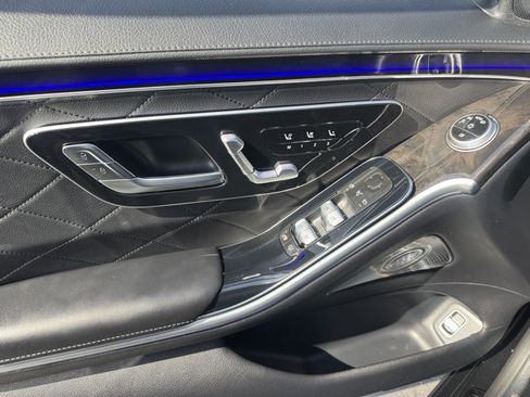 New 2026 Mercedes-Benz S 580 4MATIC Sedan image 9