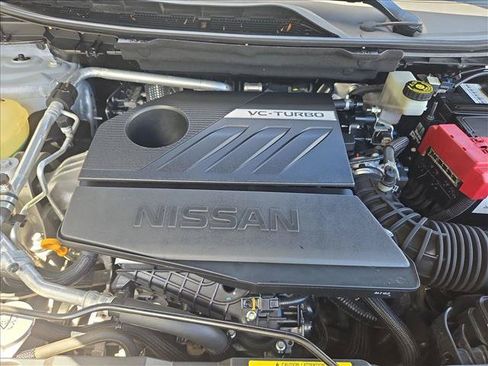 Used 2023 Nissan Rogue SV AWD/4WD image 22