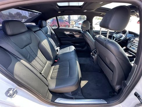 Used 2019 BMW 740i w/ M Sport Package RWD image 14
