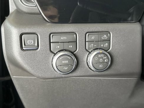 New 2026 GMC Sierra 1500 SLT w/ SLT Premium Plus Package image 19