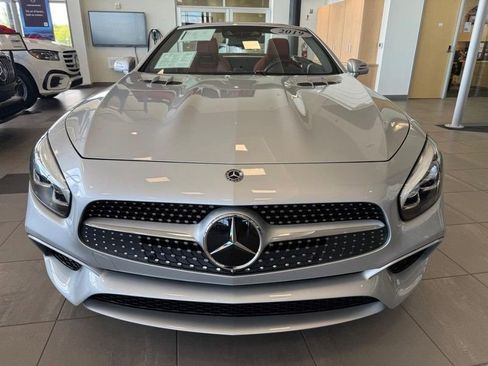 Used 2019 Mercedes-Benz SL 550 image 7