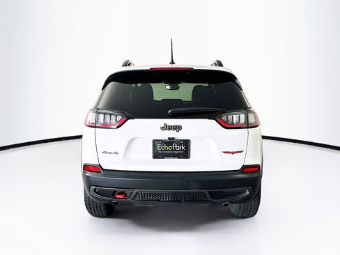 Used 2022 Jeep Cherokee Trailhawk image 7