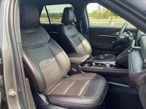 Certified 2025 Ford Explorer Platinum w/ Ultimate Package RWD image 8