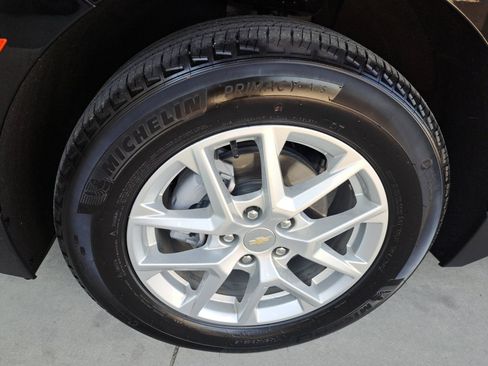 Used 2024 Chevrolet Equinox LS w/ LS Convenience Package FWD image 22