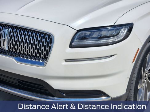 Used 2021 Lincoln Nautilus Reserve w/ Equipment Group 201A image 10