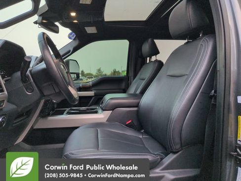 Used 2022 Ford F350 Lariat w/ Tremor Off-Road Package AWD/4WD image 23