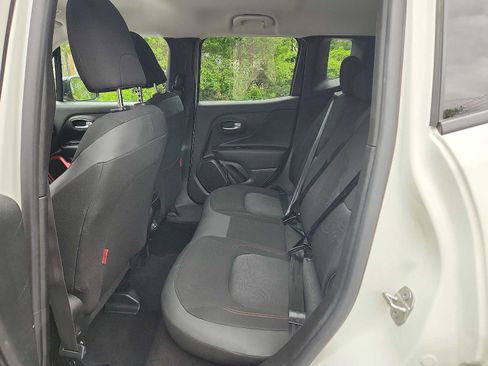 Certified 2023 Jeep Renegade Trailhawk image 10