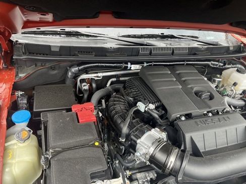 New 2025 Nissan Frontier PRO-4X w/ Pro Convenience Package image 17