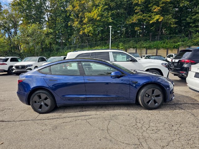 Used 2023 Tesla Model 3 Standard Range RWD image 2