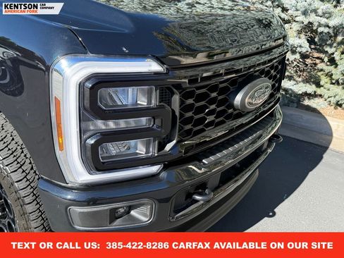 Used 2025 Ford F350 Lariat w/ Black Appearance Package image 15