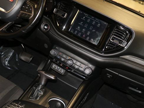 Used 2021 Dodge Durango SXT w/ 3rd Row Seating Group AWD/4WD image 24