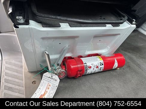 Used 2014 Freightliner Sprinter 2500 image 17