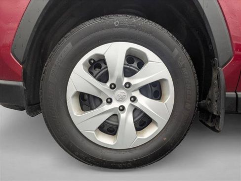 Used 2023 Toyota RAV4 LE image 23