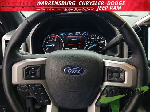 Used 2022 Ford F250 Lariat w/ Chrome Package image 21