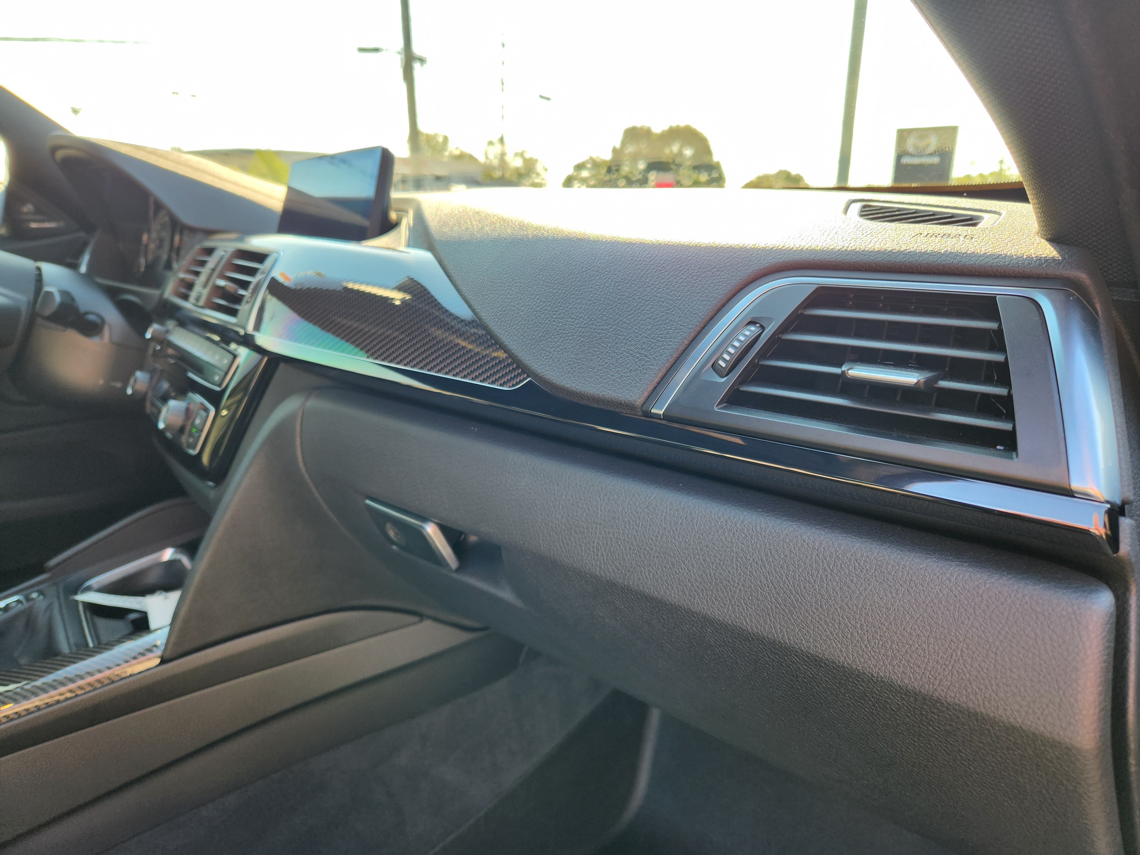 Used 2018 BMW M4 Coupe w/ Competition Package RWD image 16