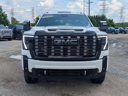New 2026 GMC Sierra 2500 Denali Ultimate AWD/4WD image 9