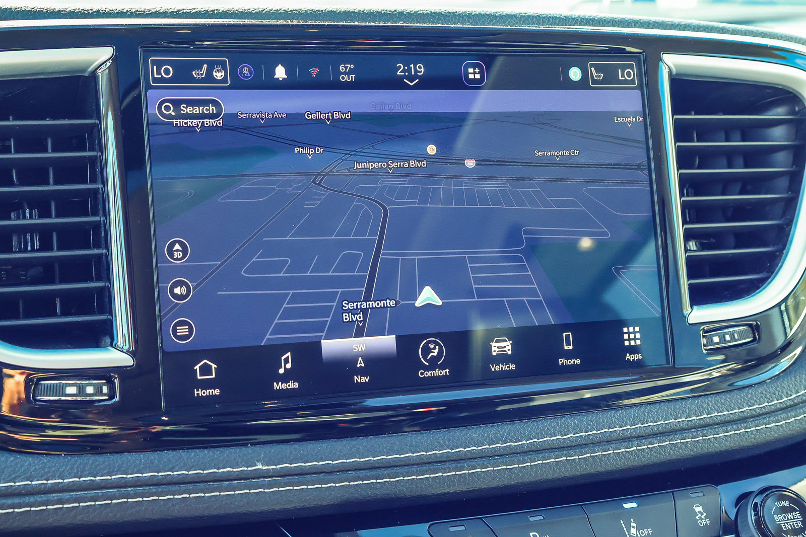 Used 2023 Chrysler Pacifica Limited FWD image 6