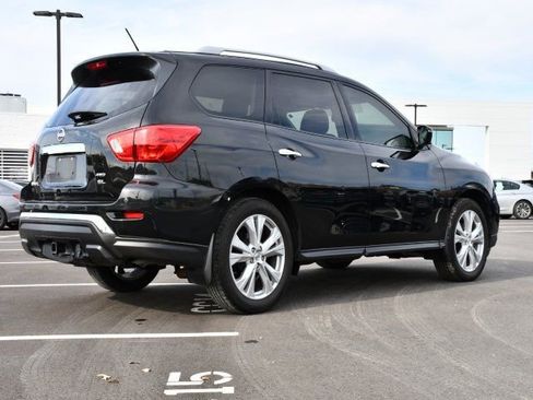 Used 2018 Nissan Pathfinder SL w/ SL Premium Package image 13
