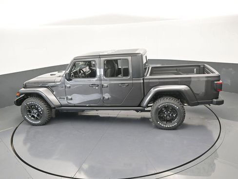New 2026 Jeep Gladiator Willys image 41