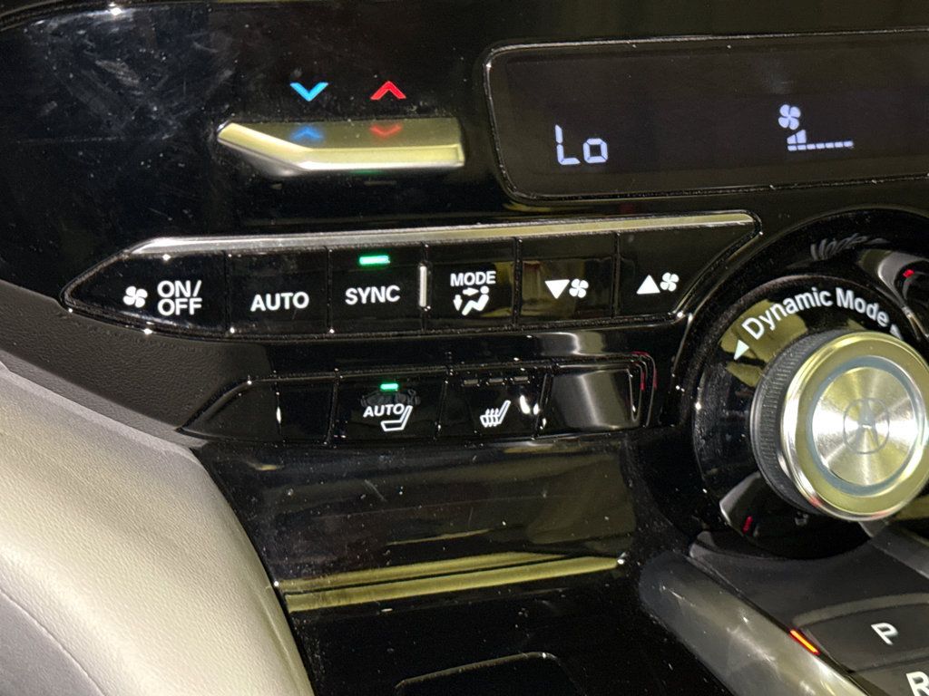 Used 2024 Acura MDX w/ Technology Package AWD/4WD image 29