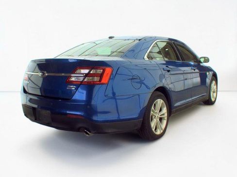 Used 2015 Ford Taurus SEL w/ Equipment Group 201A AWD/4WD image 8
