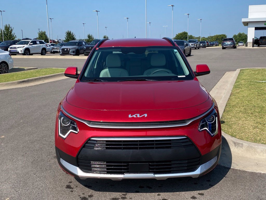 New 2026 Kia Niro EX FWD image 2
