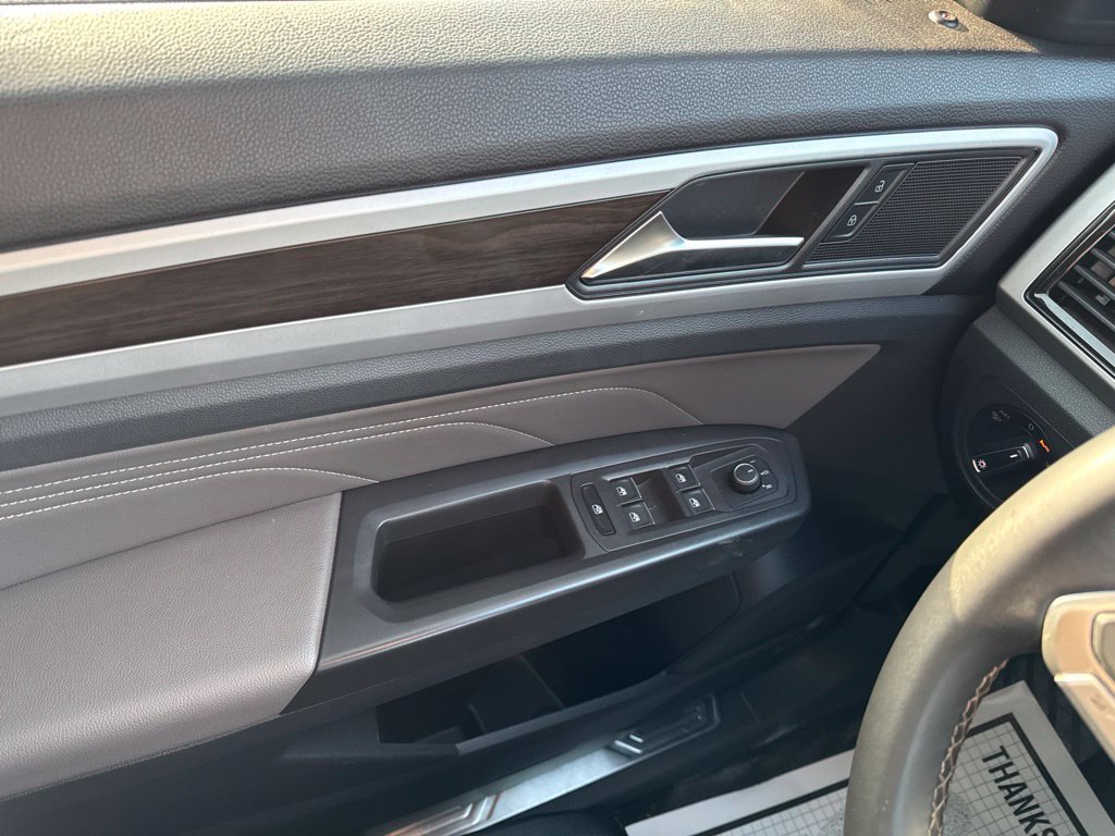 Certified 2022 Volkswagen Atlas SE FWD image 18